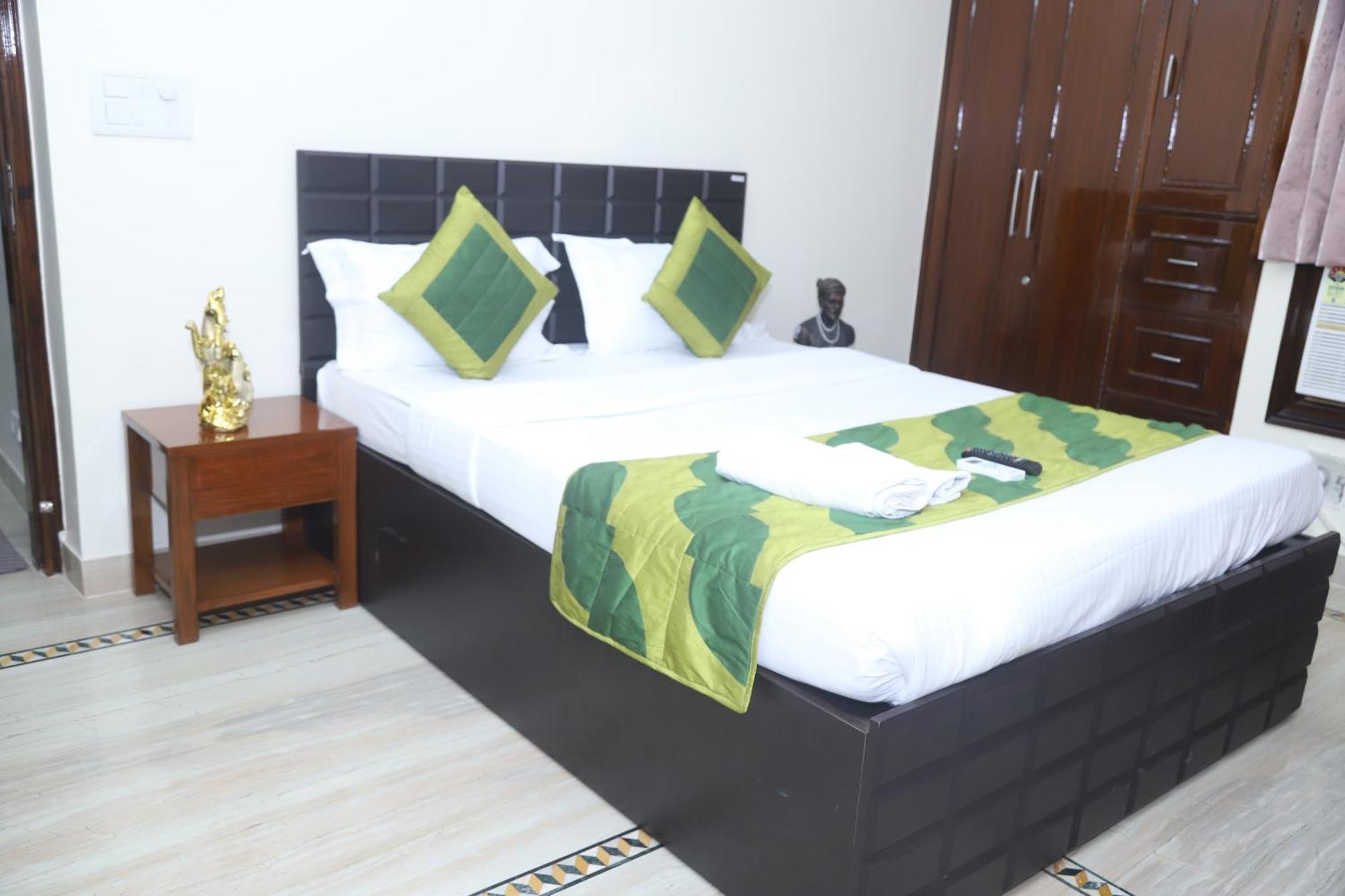 Divine India Service Apartment 3Bhk,B57 Sarita Vihar,Apollo New Delhi Eksteriør billede